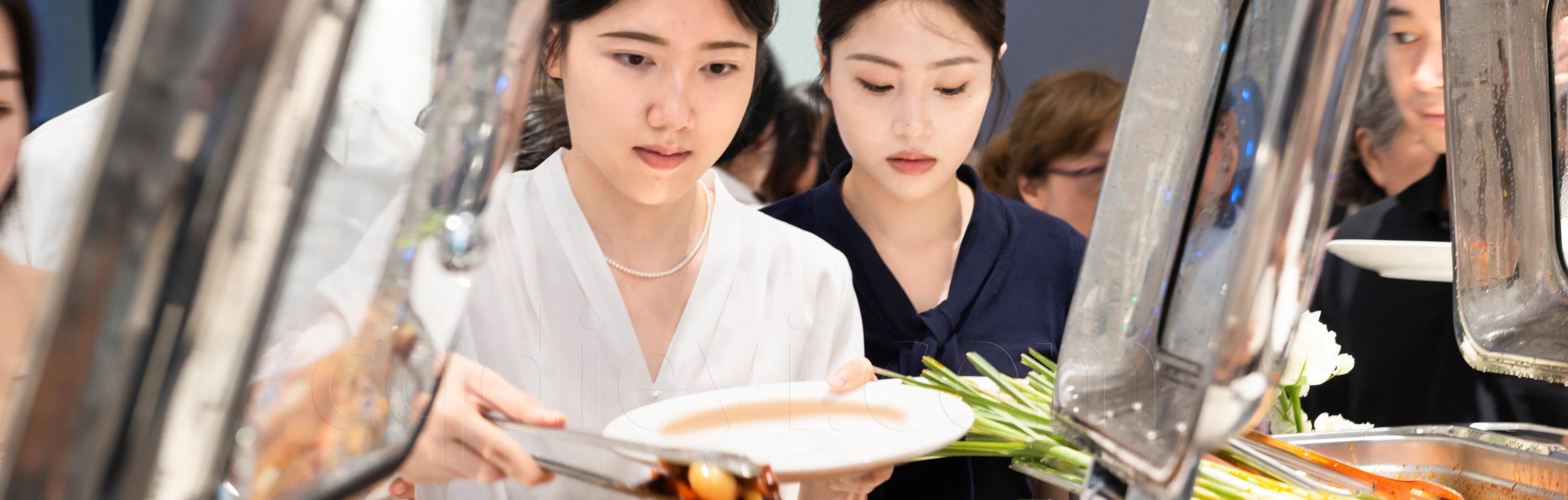 重庆冷餐外卖 · 宴会定制专家